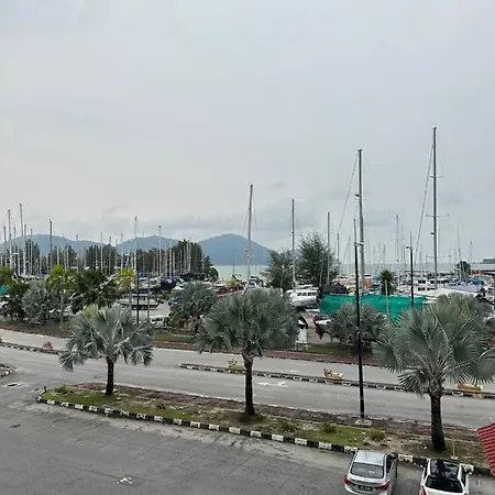 Laguna Raudhah Apartment Lumut Exterior photo
